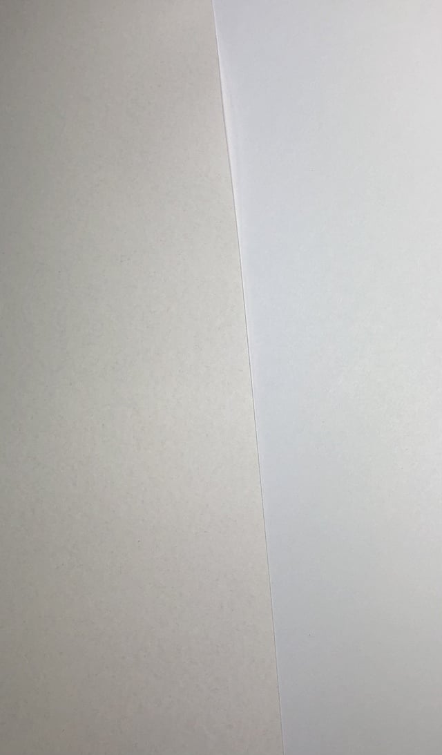 葛繊維紙と上質紙との比較